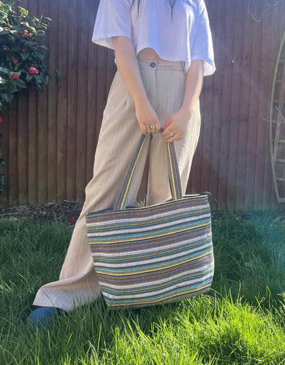 Handmade Cotton Tote Bag: Chain Detail, Zipper Closure