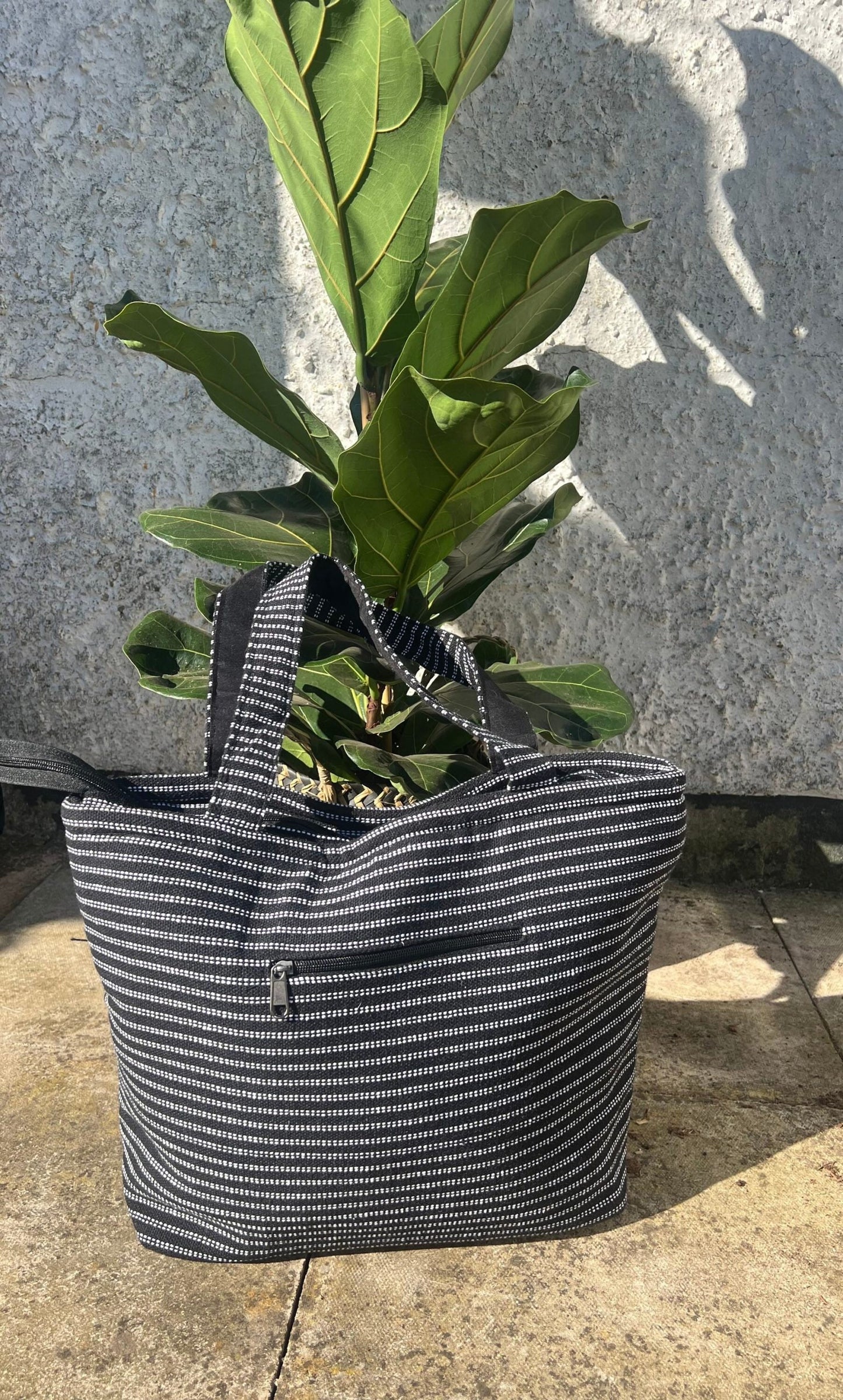Handmade Cotton Tote Bag: Chain Detail, Zipper Closure