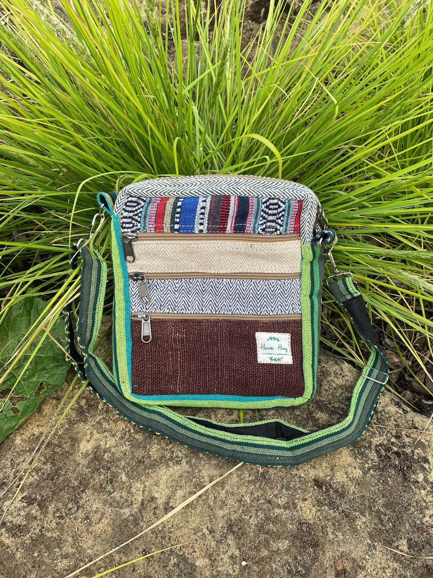 Boho Hemp Crossbody Bag: Handmade 5-Pocket Mini Purse