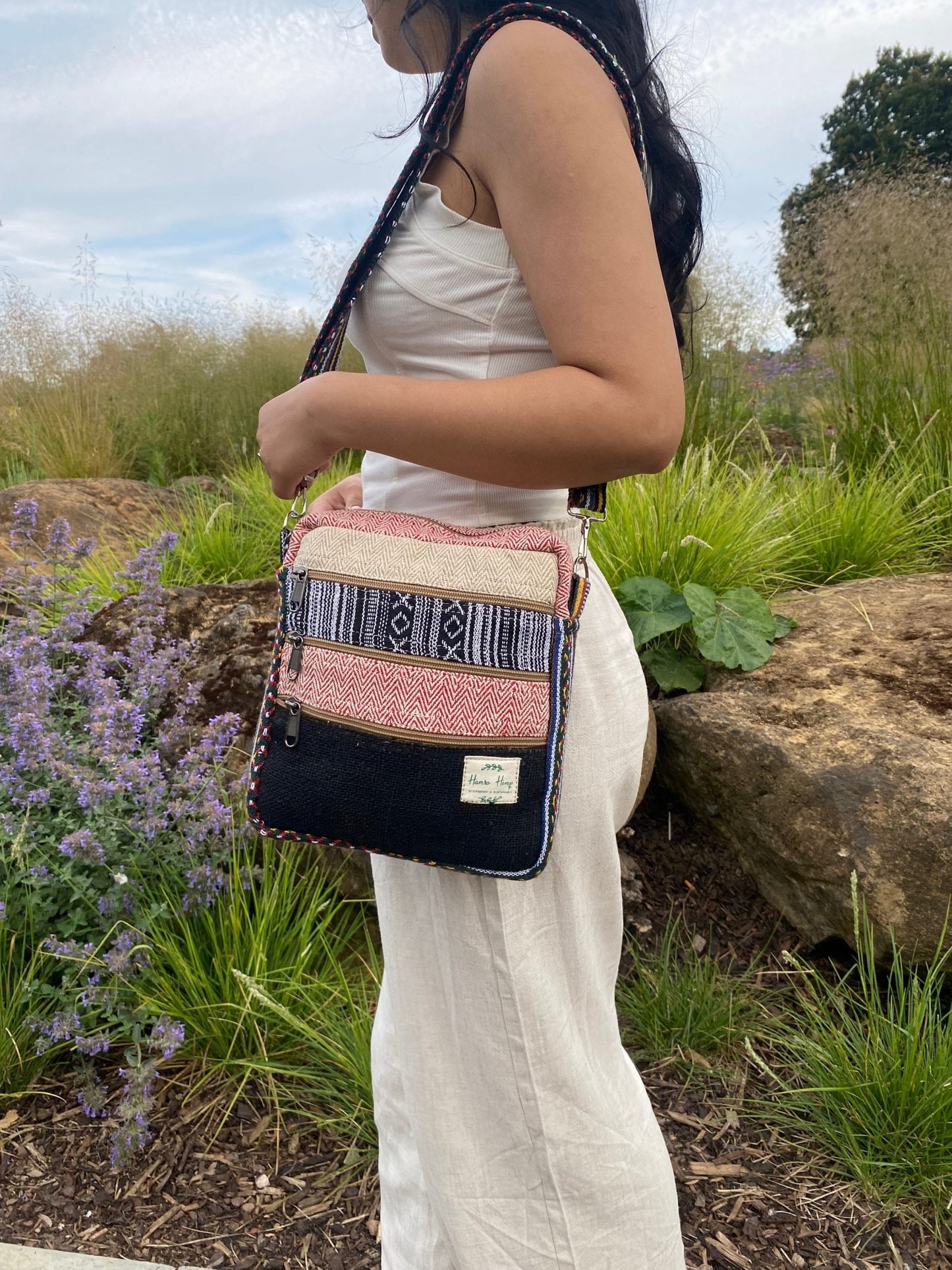 Boho Hemp Crossbody Bag: Handmade 5-Pocket Mini Purse