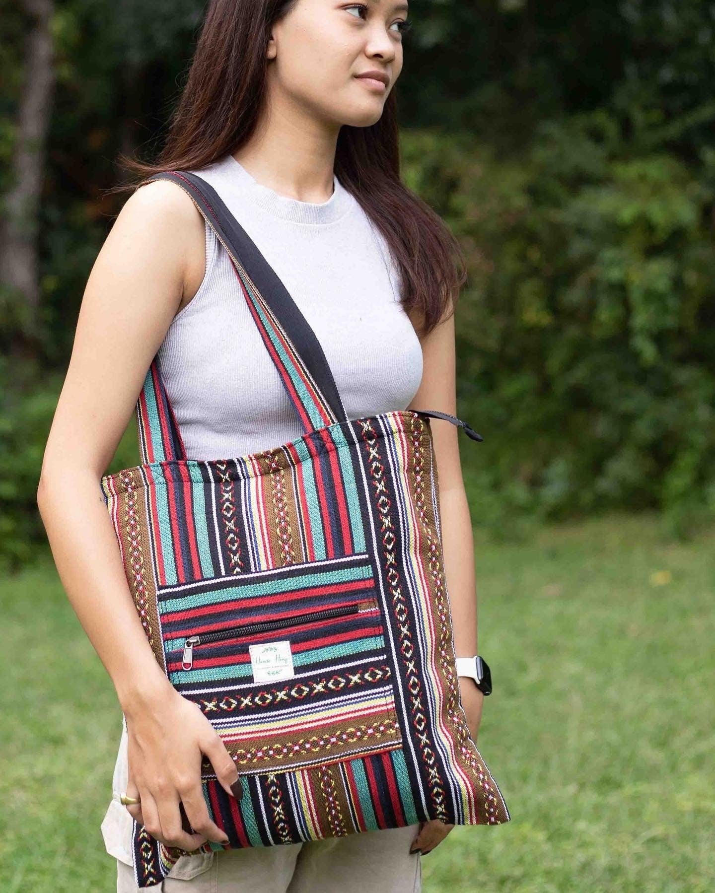 Handmade Himalayan Cotton Tote Bag: Eco-Friendly Travel Bag