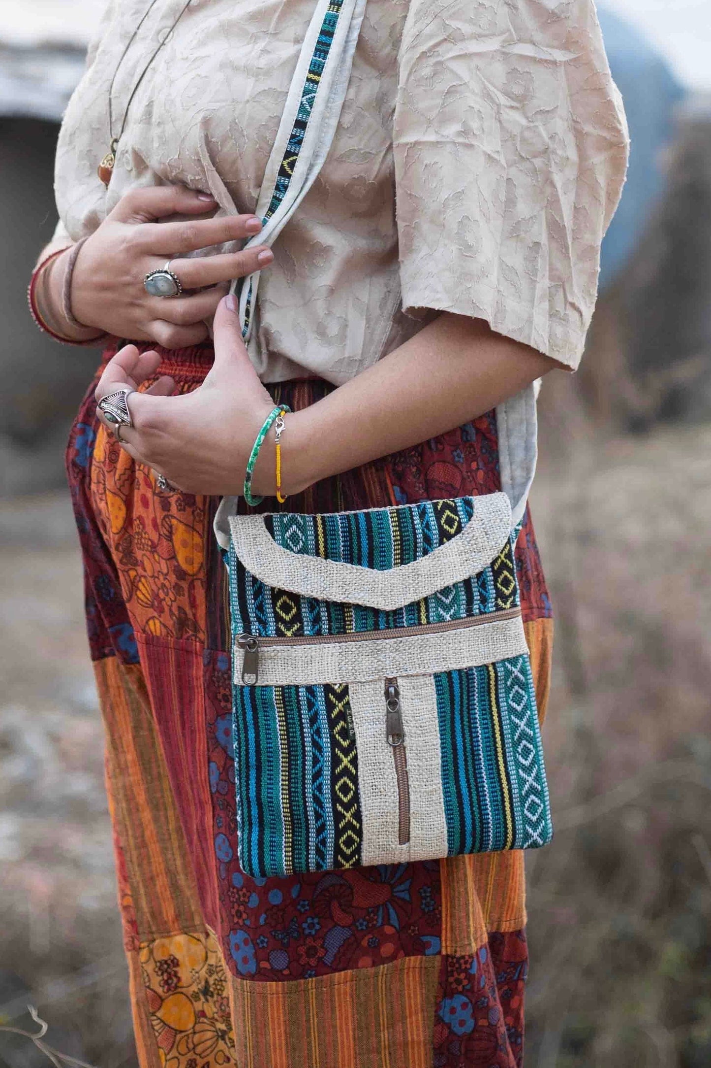 Boho Hemp Crossbody Bag: Handmade 3-Pocket Mini Purse