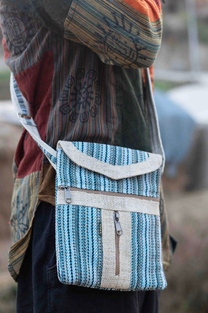 Boho Hemp Crossbody Bag: Handmade 3-Pocket Mini Purse