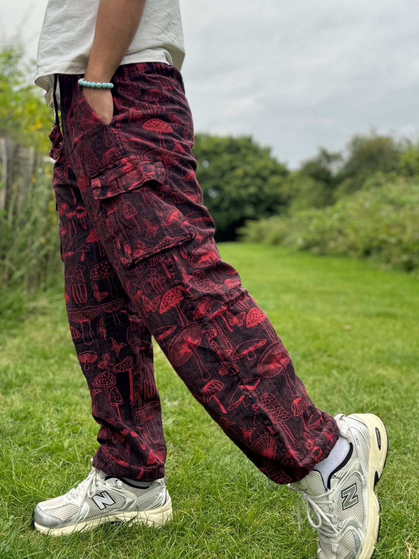 Mushroom Print Hippie Trousers: Eco-Friendly Festival Yoga Pants