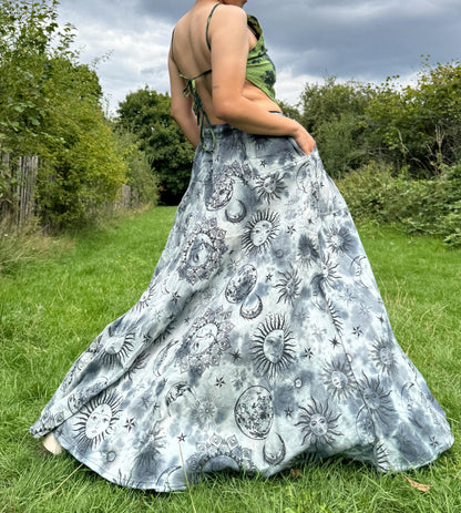 Hippie Boho Tie-Dye Maxi Skirt with Celestial Sun & Moon Print – Handmade Stone-Washed Festival Skirt