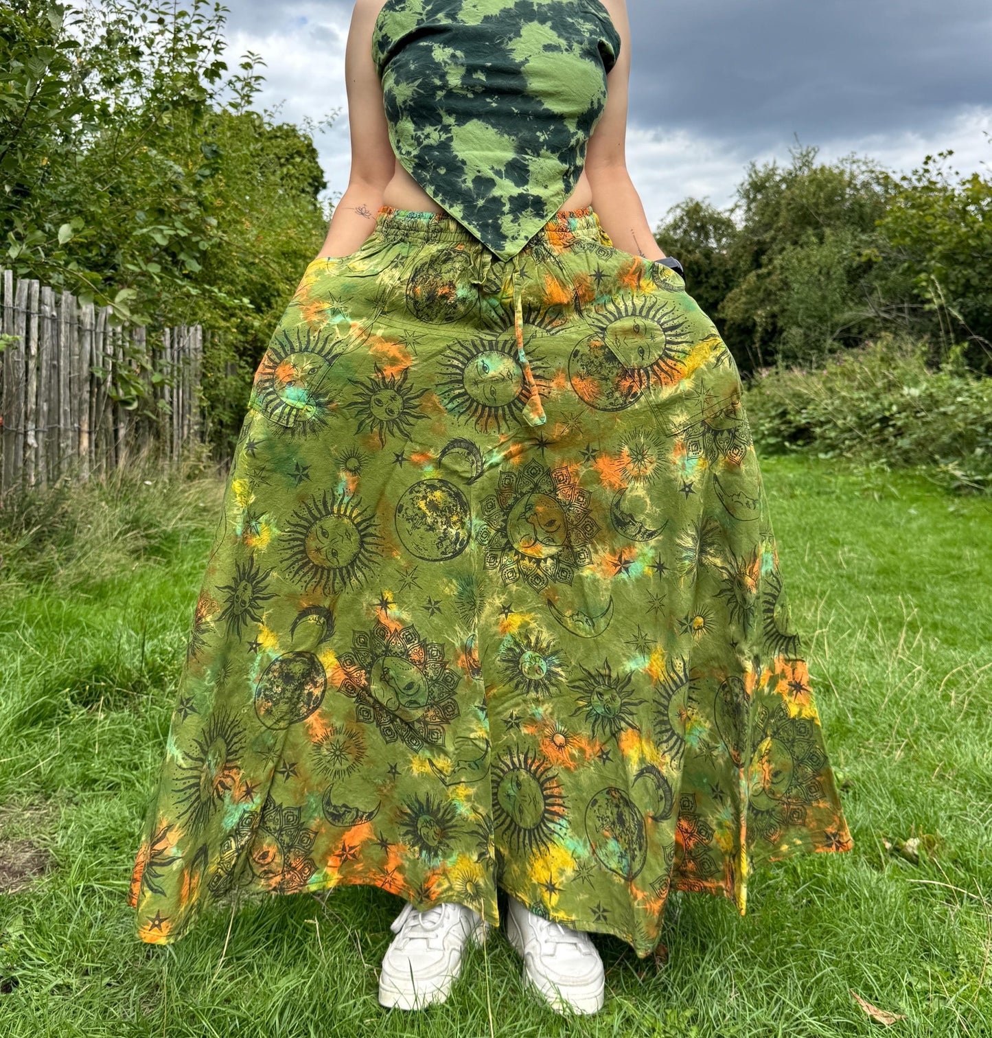 Hippie Boho Tie-Dye Maxi Skirt with Celestial Sun & Moon Print – Handmade Stone-Washed Festival Skirt